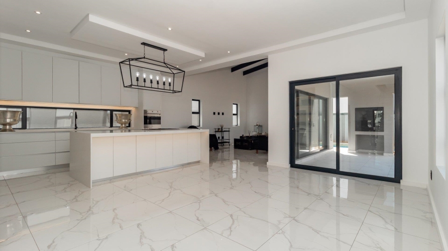 3 Bedroom Property for Sale in Sandown Western Cape